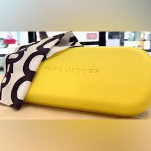 TT: Marc Jacobs Bright Yellow Eyewear Case with Dust Cloth